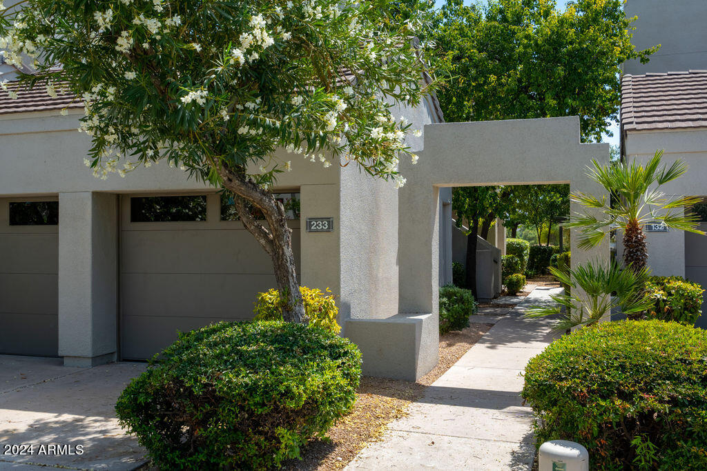 7700 E GAINEY RANCH Road, 233