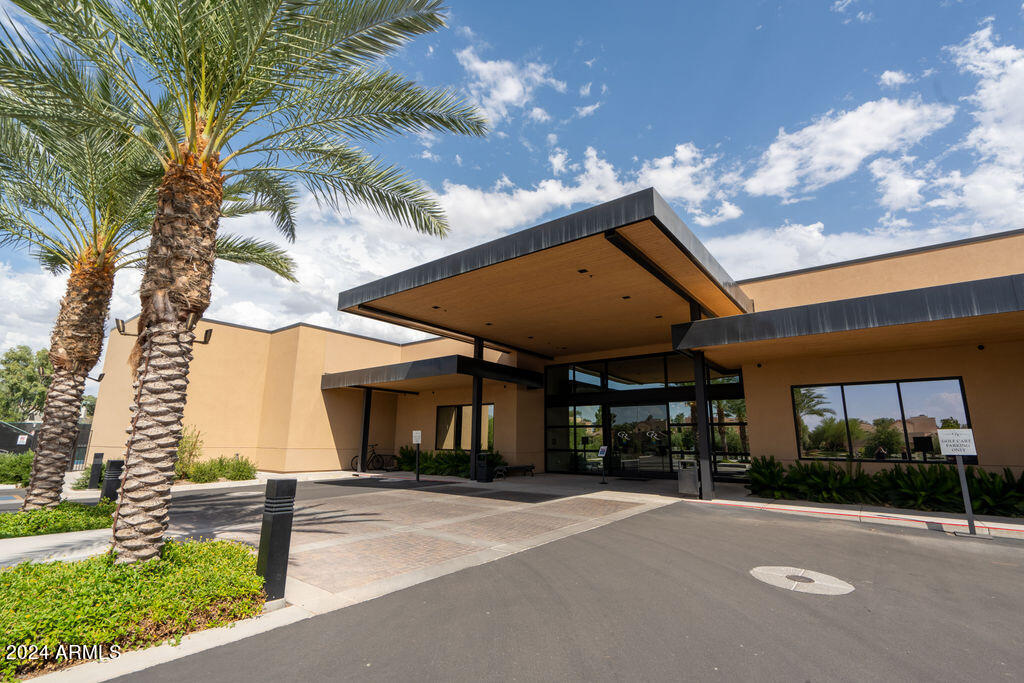 7700 E GAINEY RANCH Road, 233