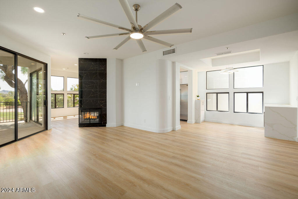 7700 E GAINEY RANCH Road, 233