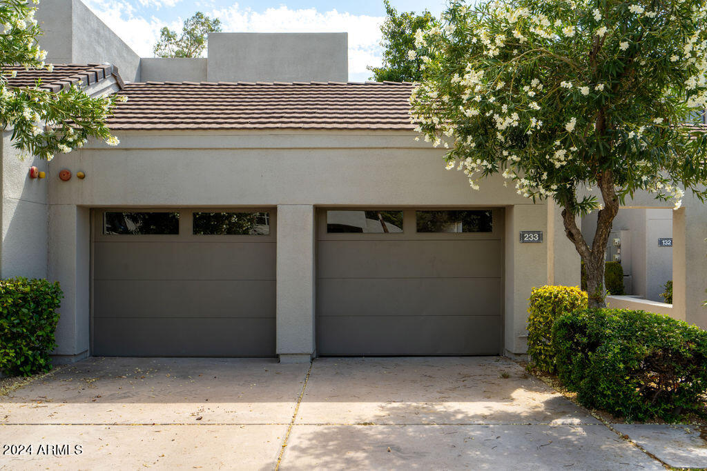 7700 E GAINEY RANCH Road, 233