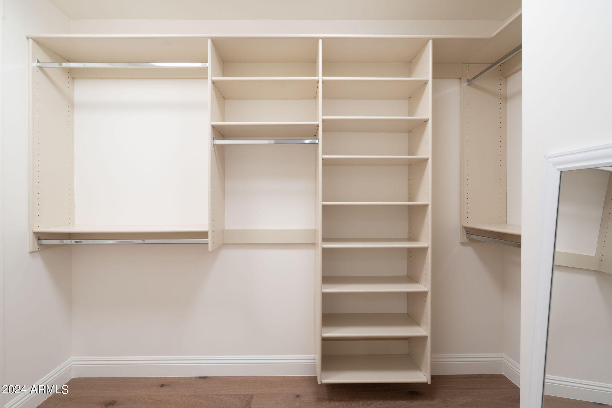 7181 E Camelback Road, 504