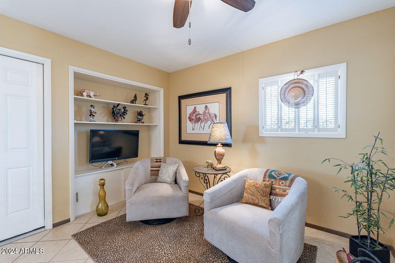 10726 W WILLOWBROOK Drive