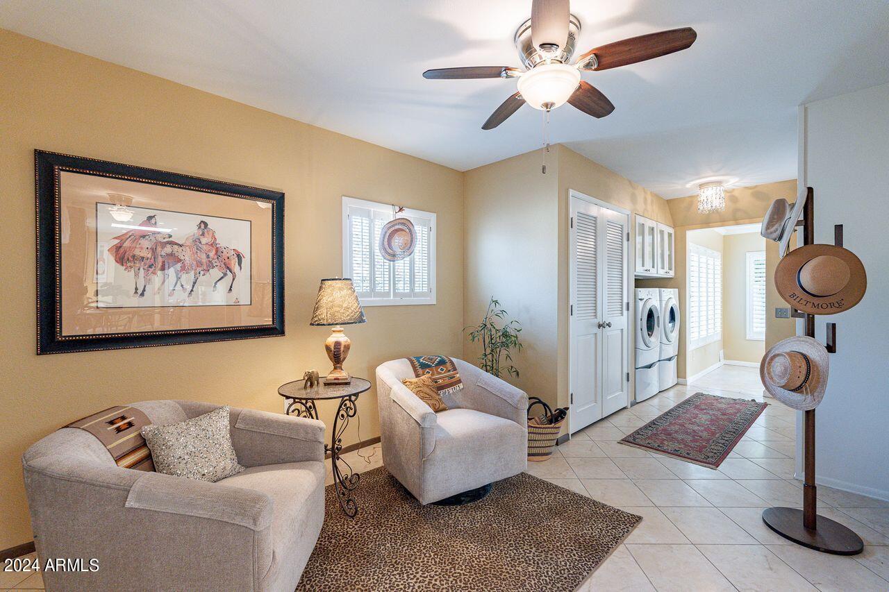 10726 W WILLOWBROOK Drive