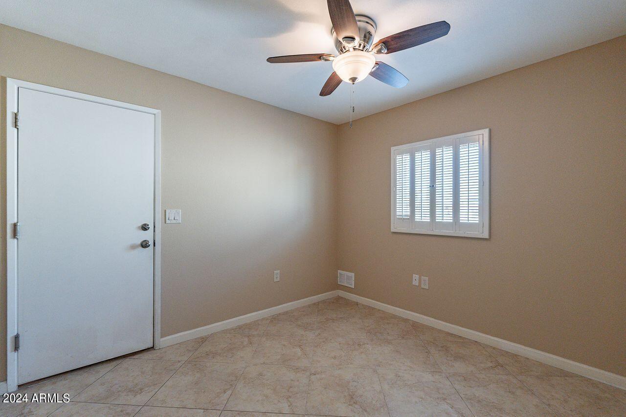 10726 W WILLOWBROOK Drive