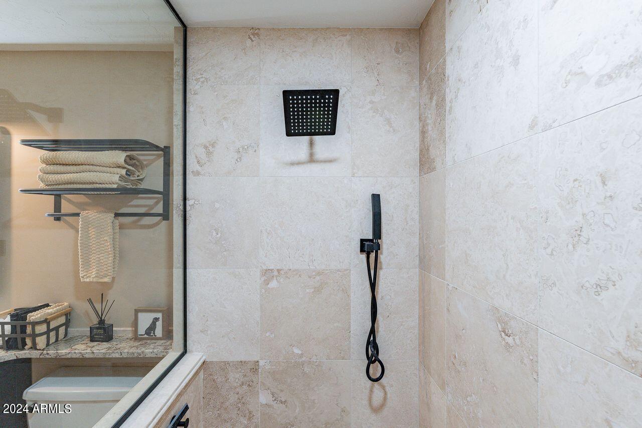 10726 W WILLOWBROOK Drive