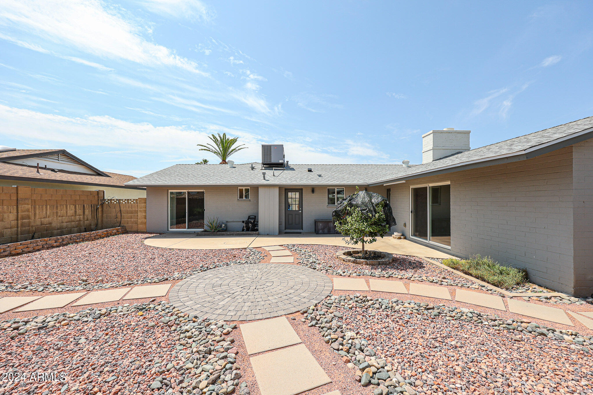 2232 E BLANCHE Drive