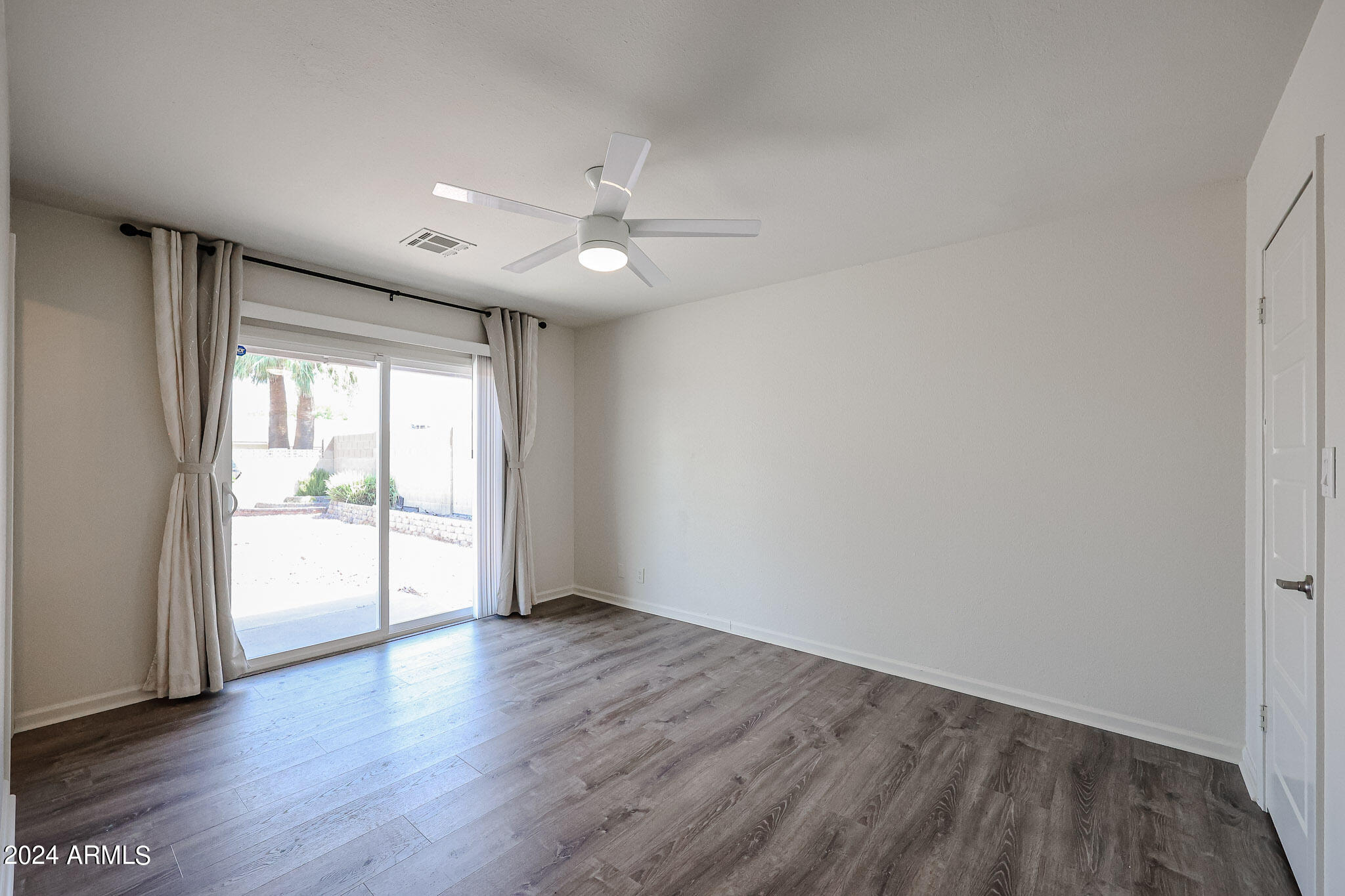 2232 E BLANCHE Drive