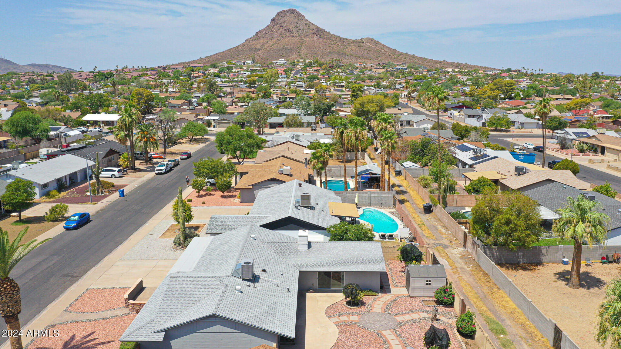 2232 E BLANCHE Drive