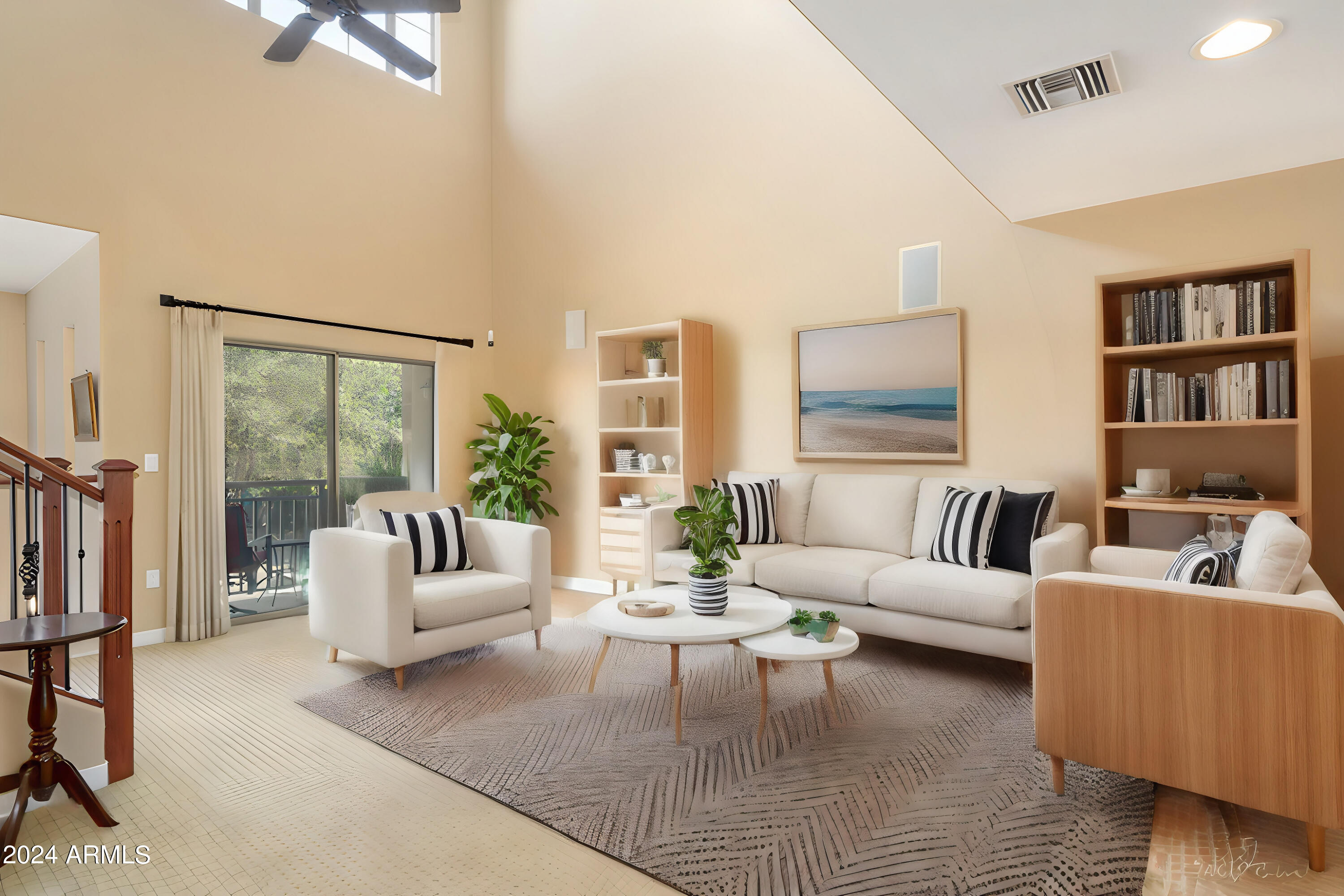 815 E ROSE Lane, 140