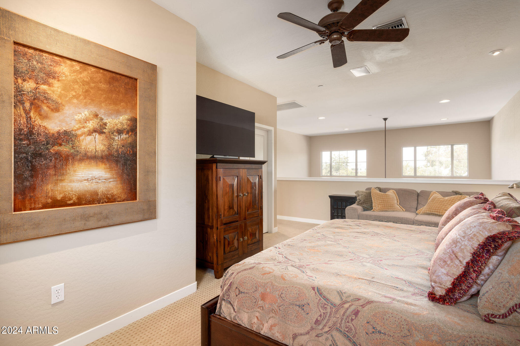 815 E ROSE Lane, 140