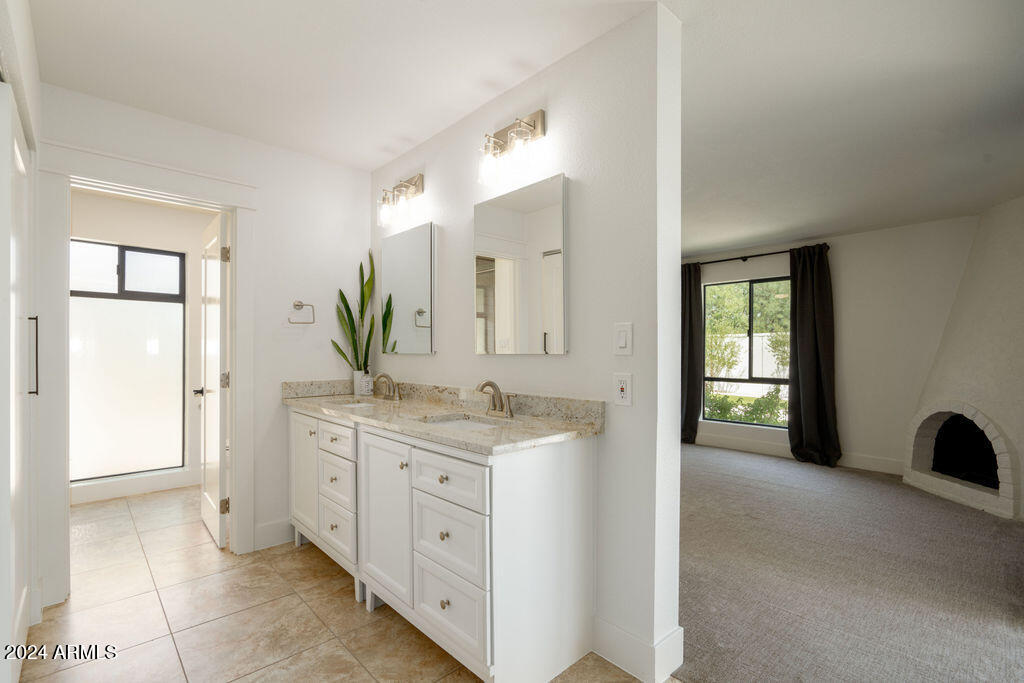 8732 E SAN LUCAS Drive