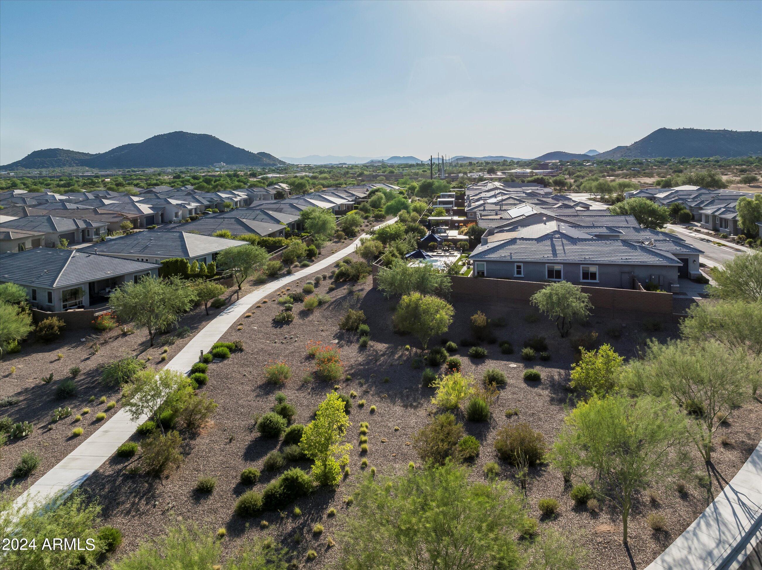 2869 E Cashman Drive