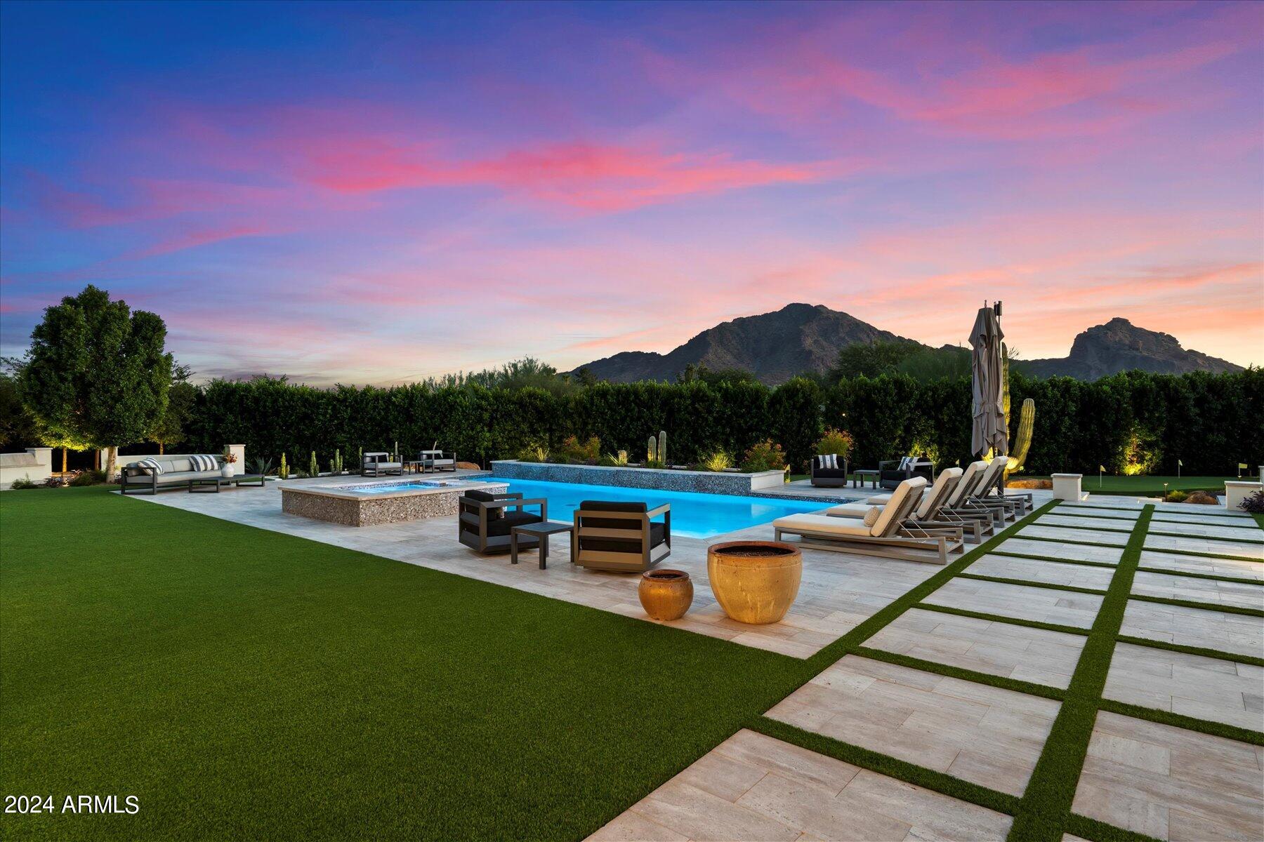 5739 E CACTUS WREN Road