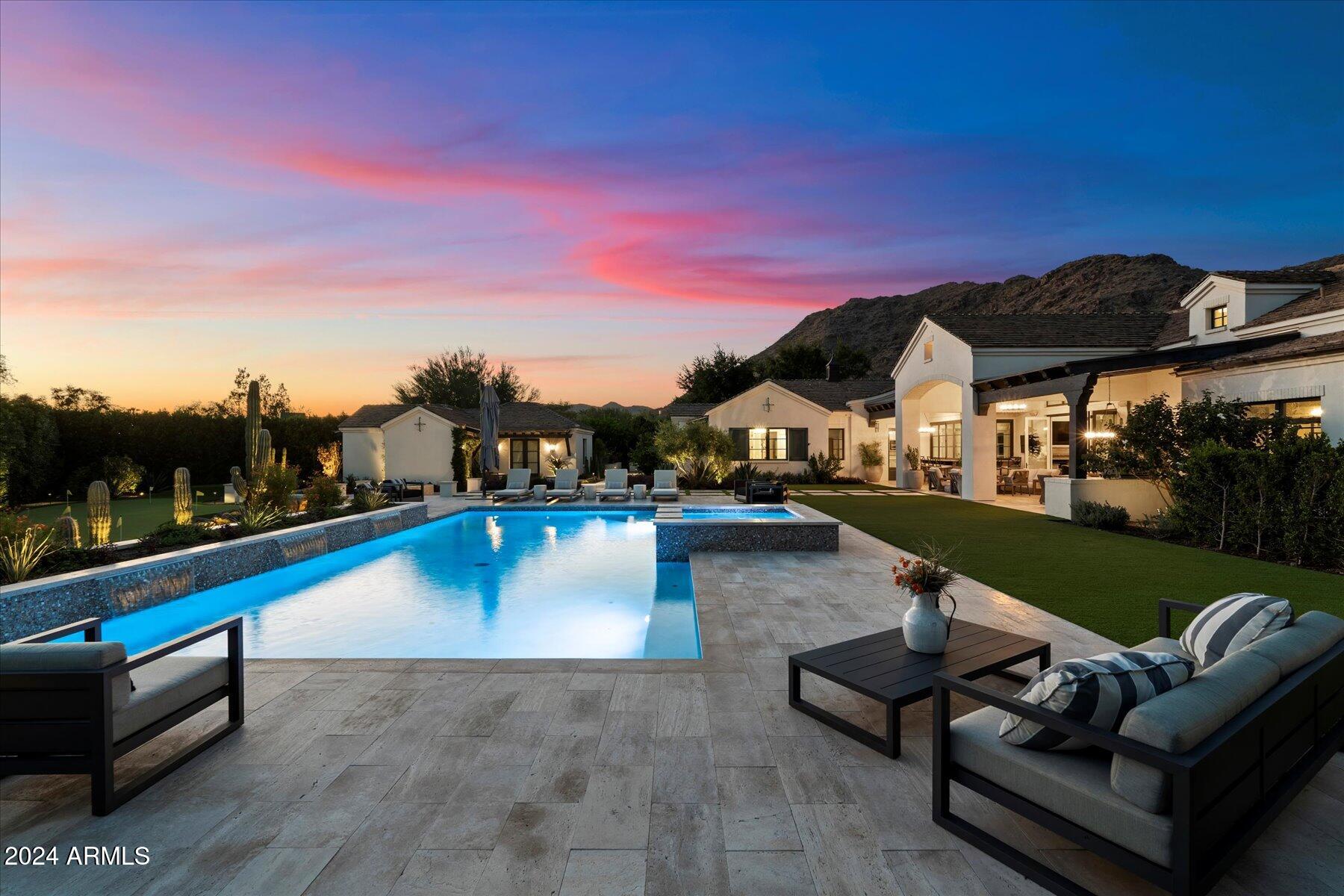 5739 E CACTUS WREN Road