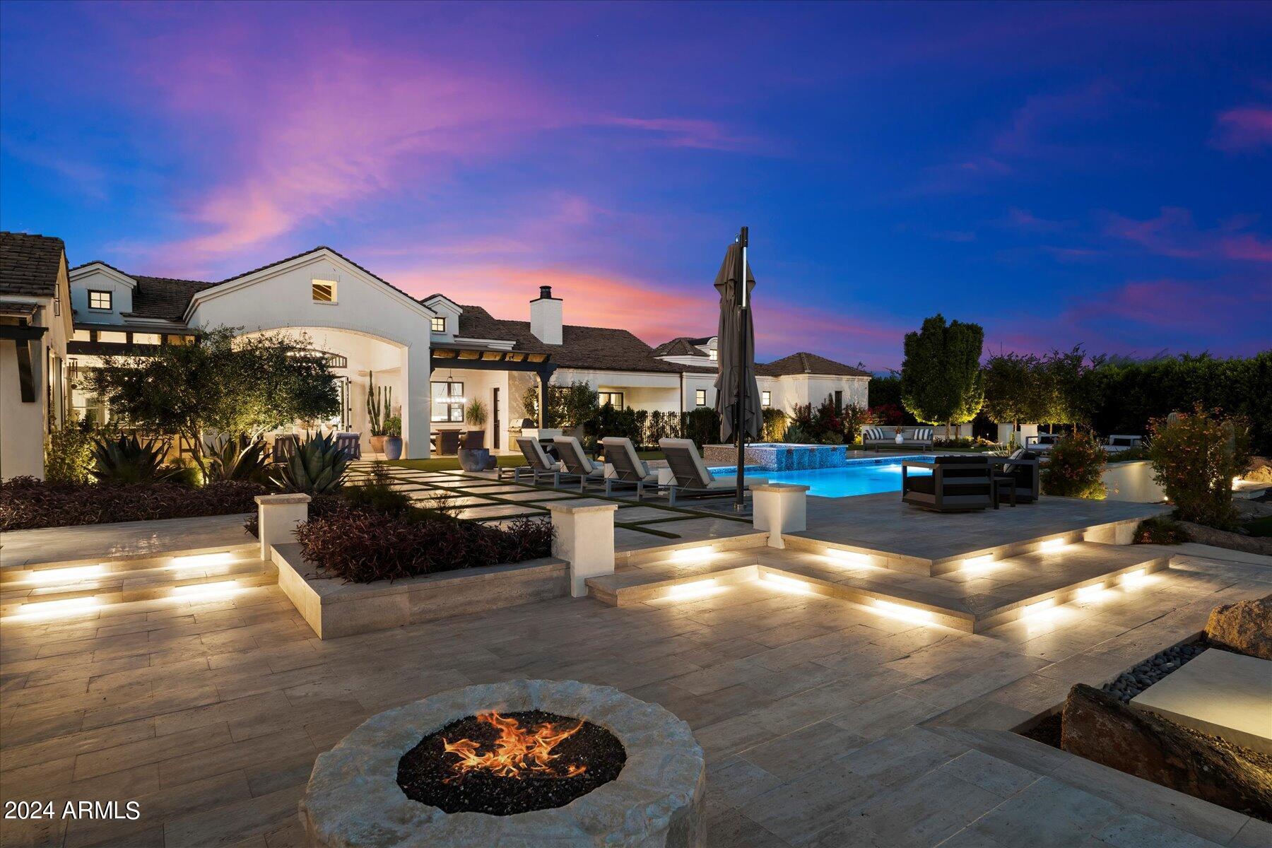 5739 E CACTUS WREN Road