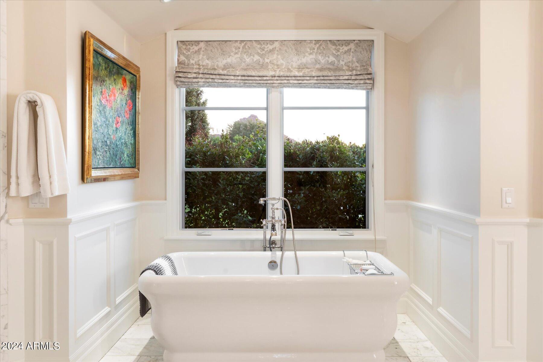 5739 E CACTUS WREN Road