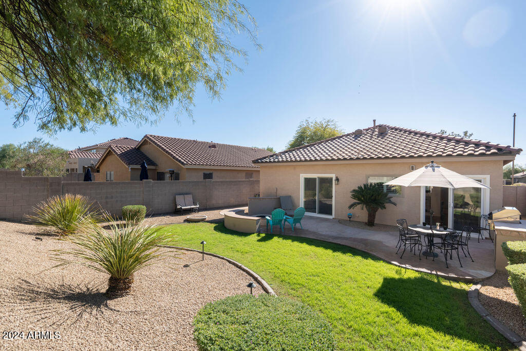 5028 E ROY ROGERS Road