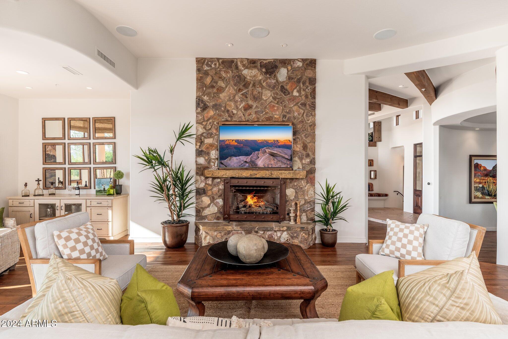 10652 E YEARLING Drive