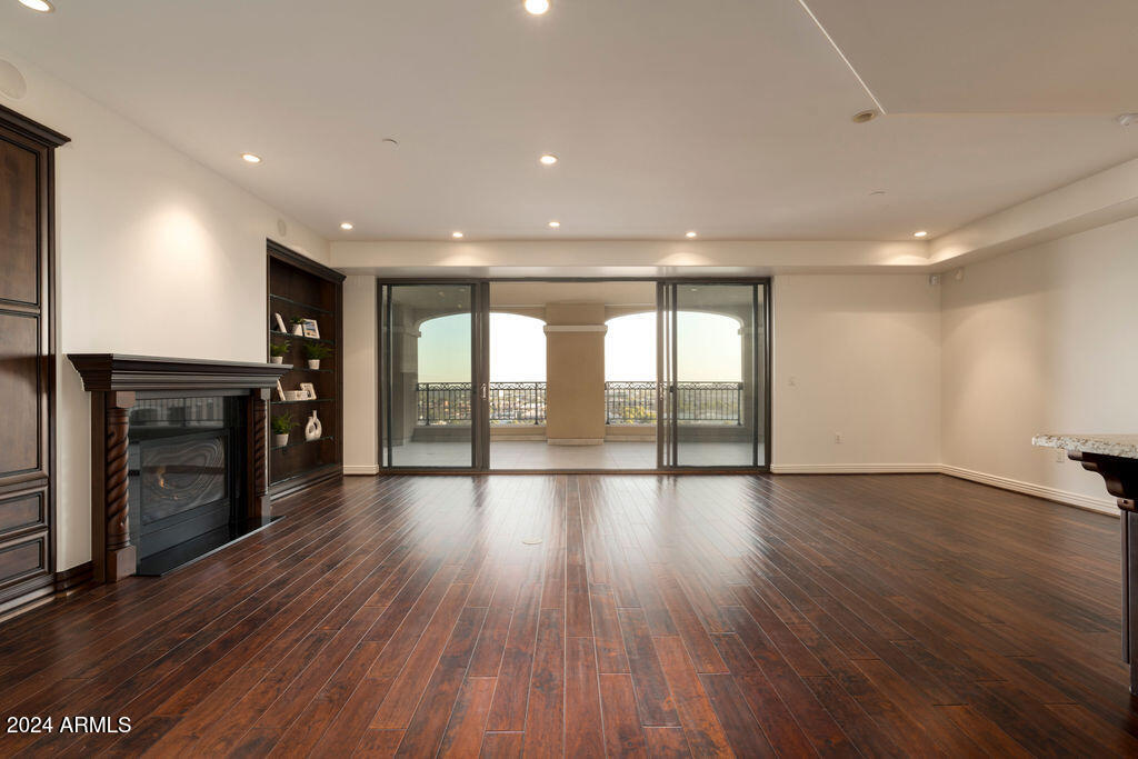 7181 E CAMELBACK Road, 1106