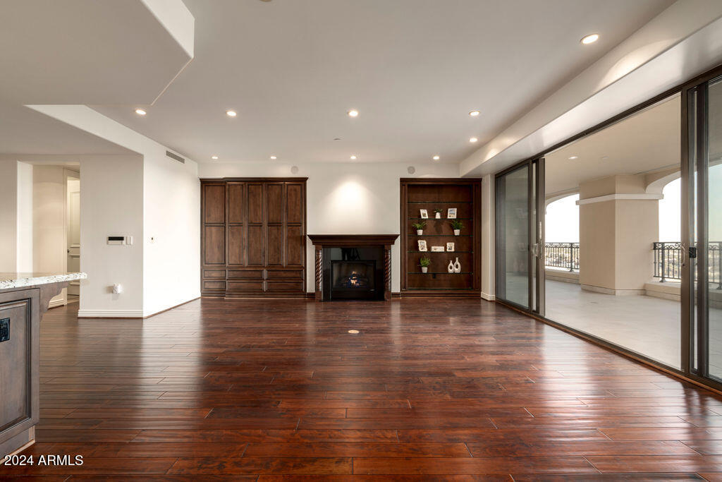 7181 E CAMELBACK Road, 1106