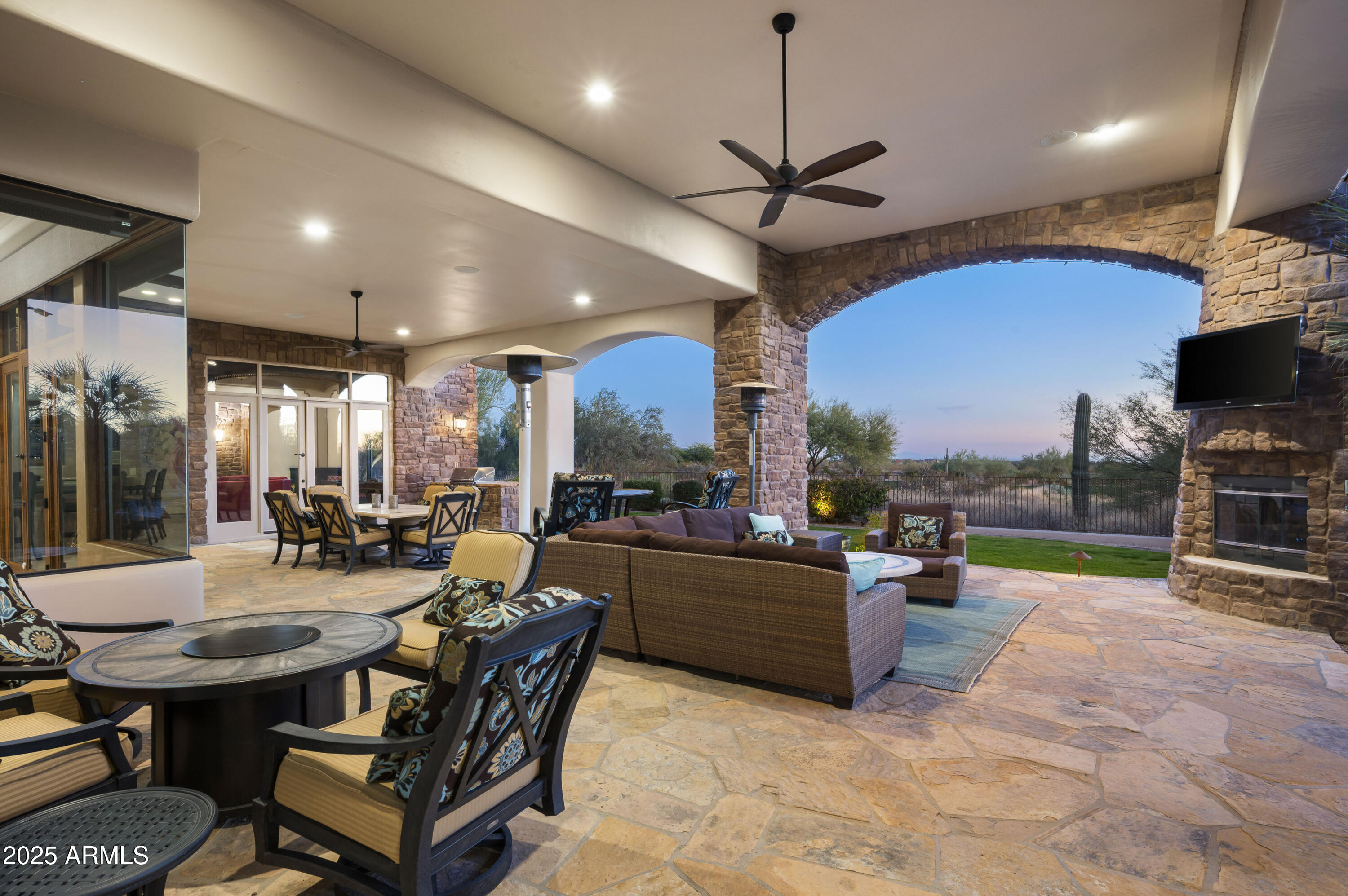 8567 E OVERLOOK Drive