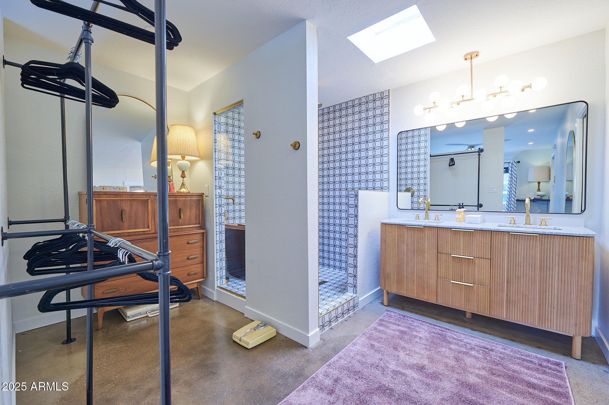 1308 E GARDENIA Drive
