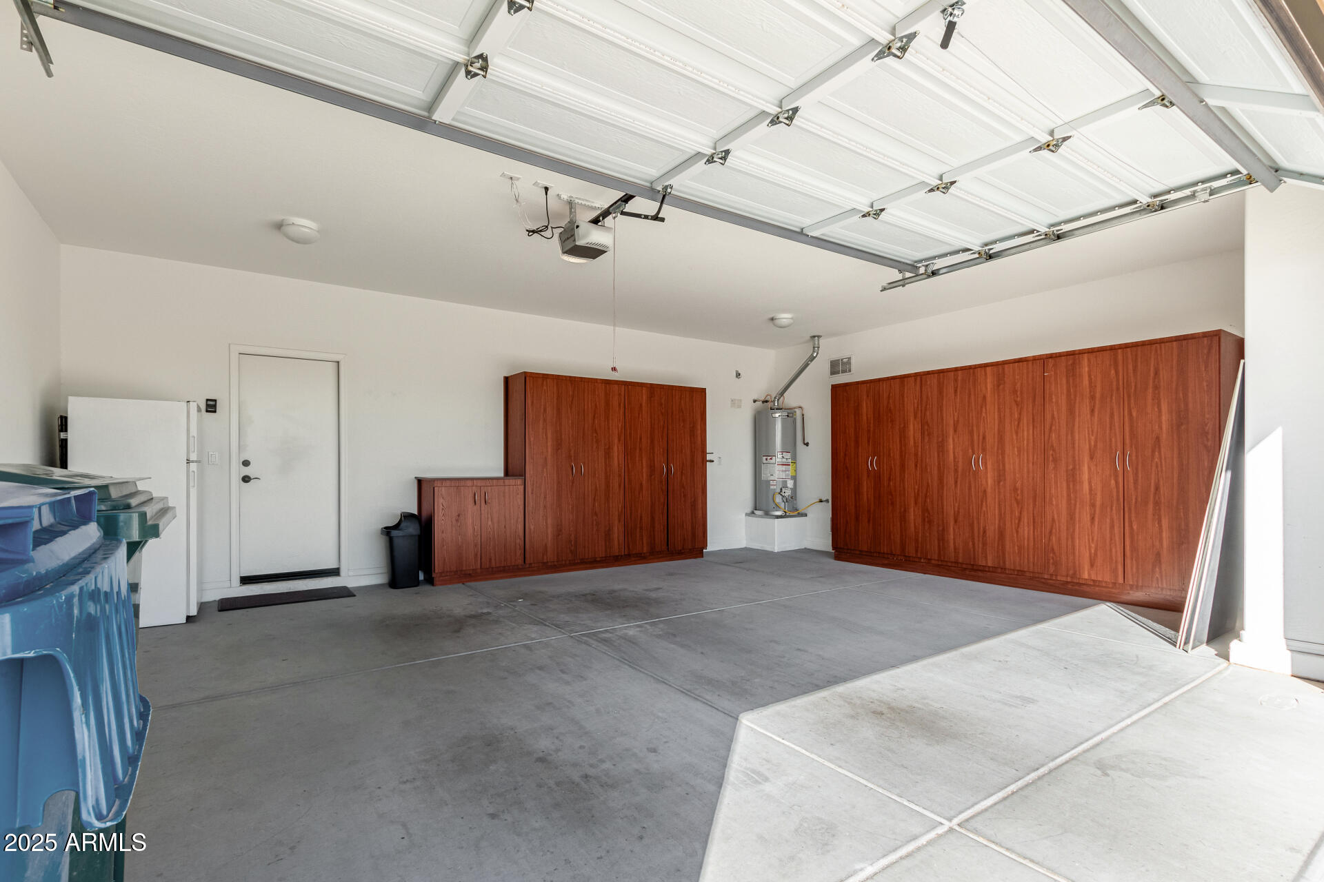 3754 W RUSHMORE Drive