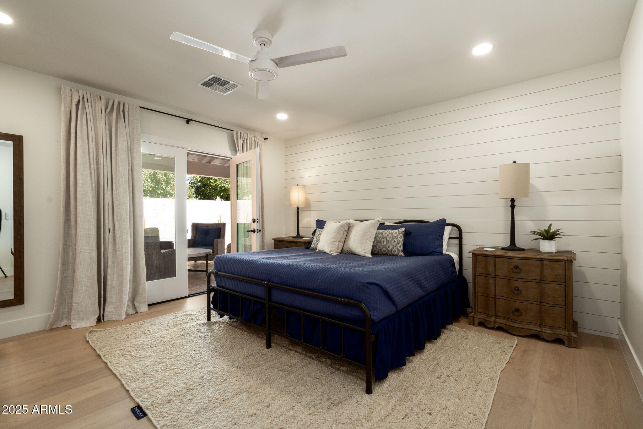 7220 E BUENA TERRA Way