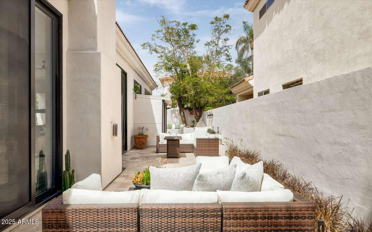 7670 E SIERRA VISTA Drive