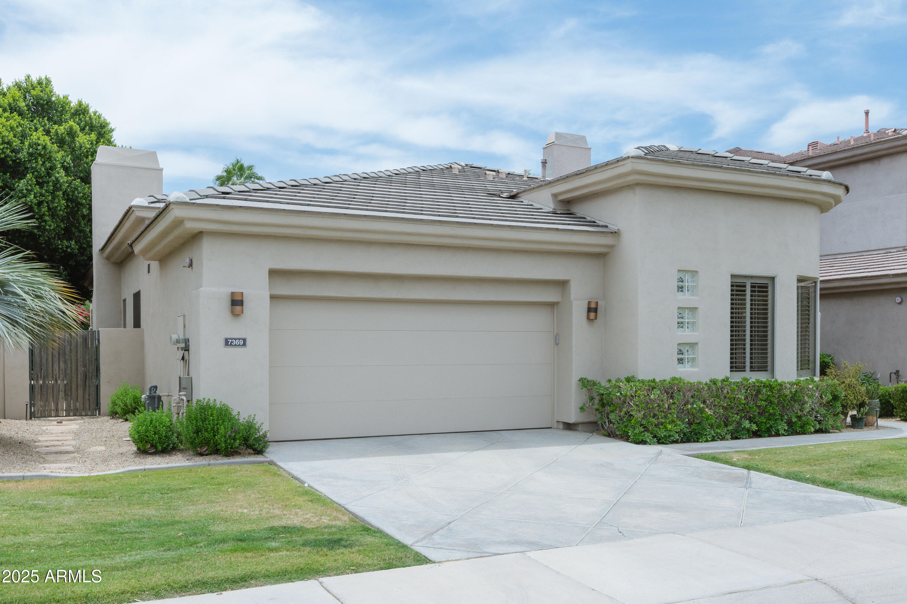 7369 E DEL ACERO Drive