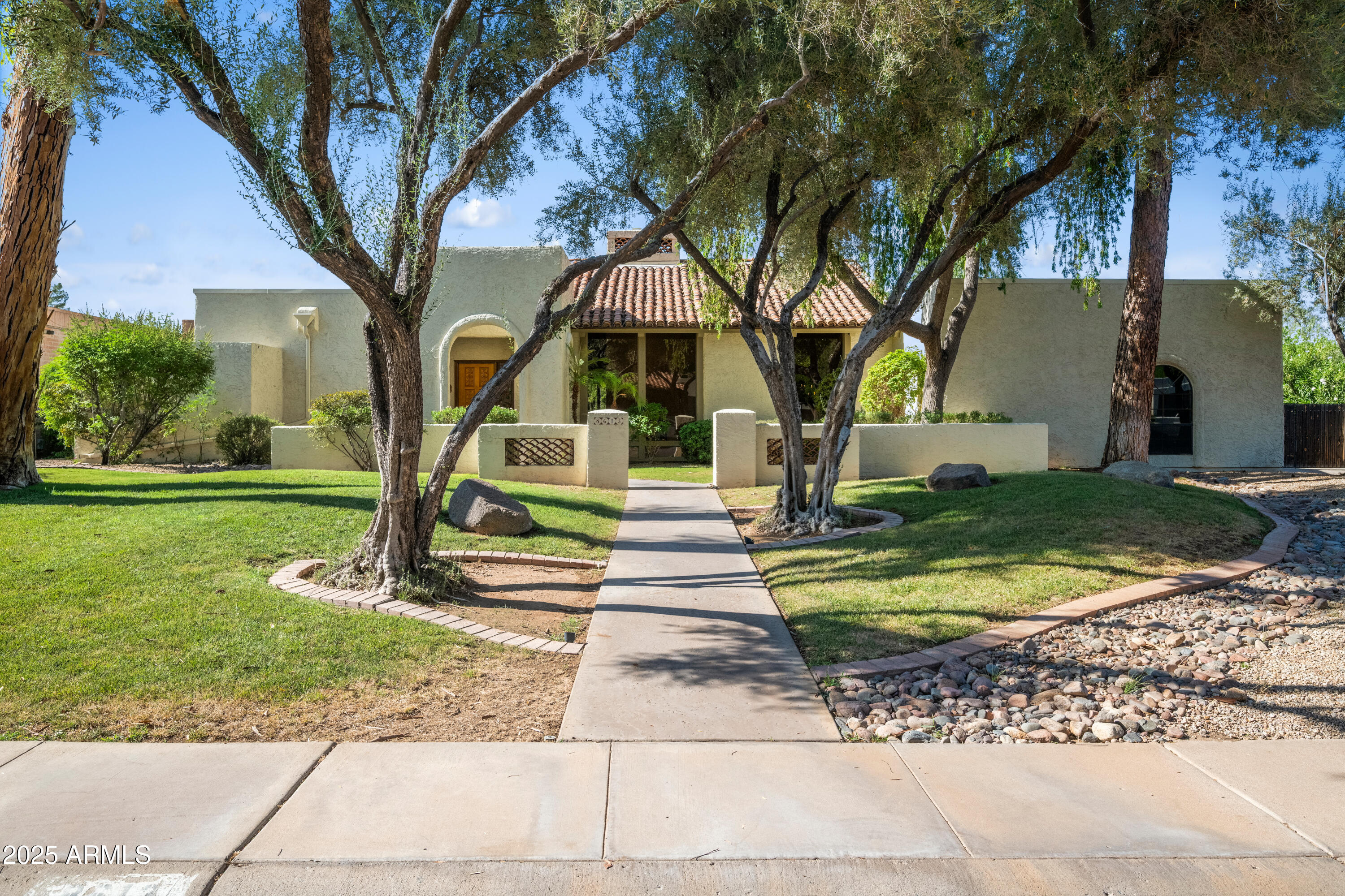 8613 E APPALOOSA Trail