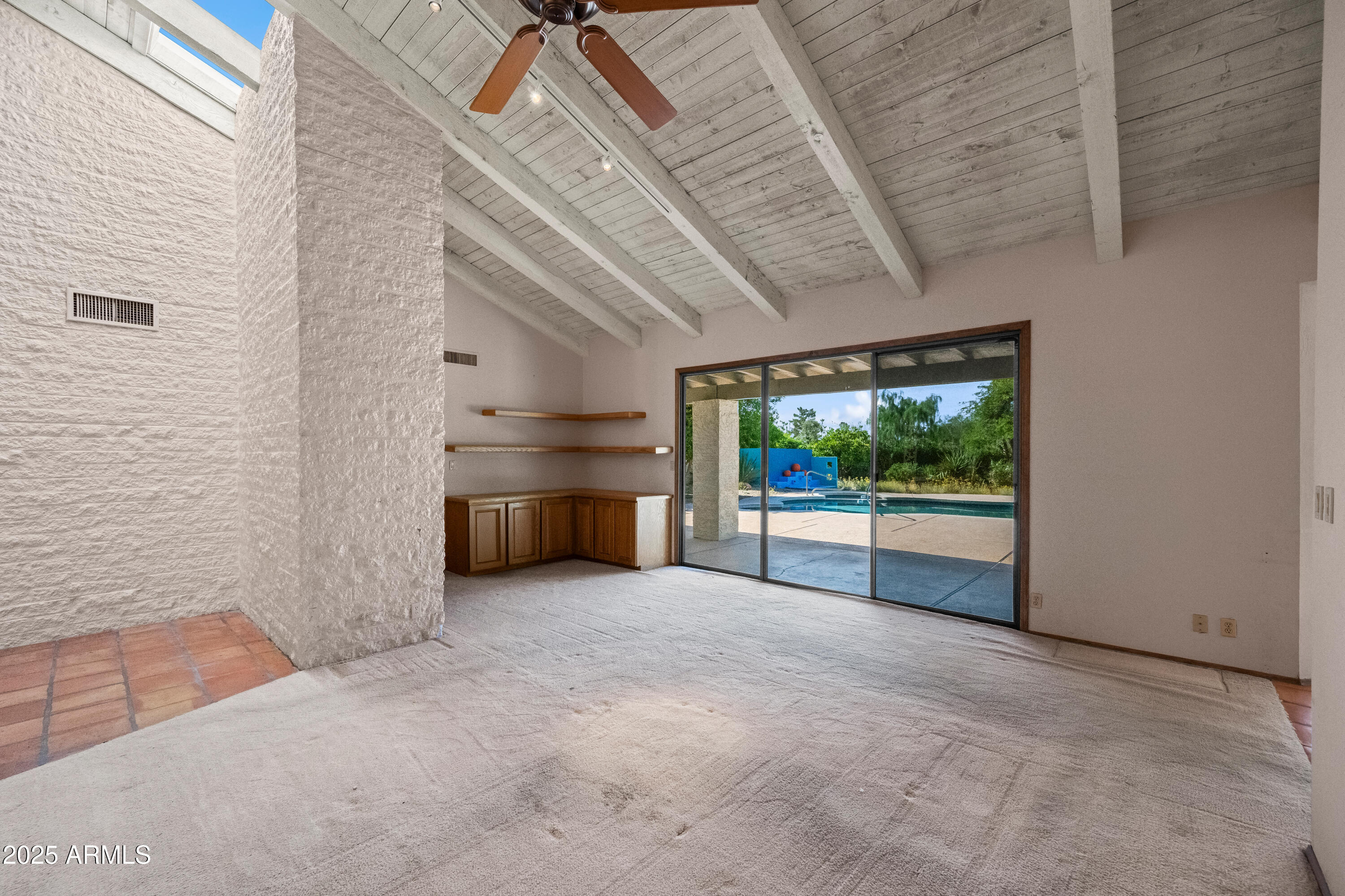 8613 E APPALOOSA Trail