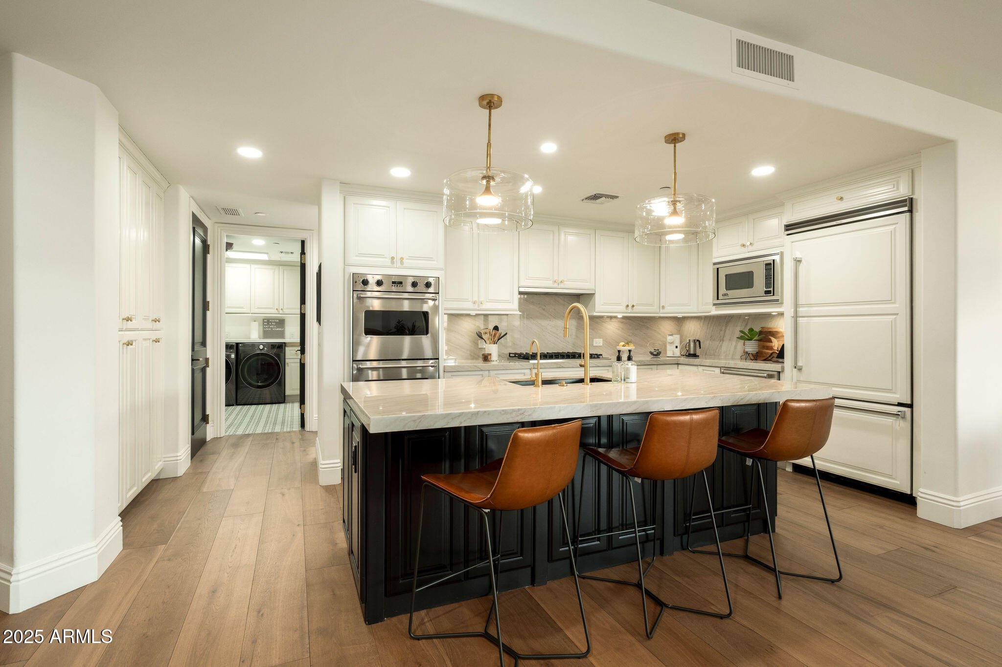 7175 E CAMELBACK Road, 401