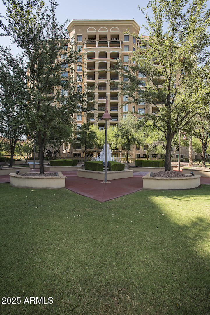 7175 E CAMELBACK Road, 401