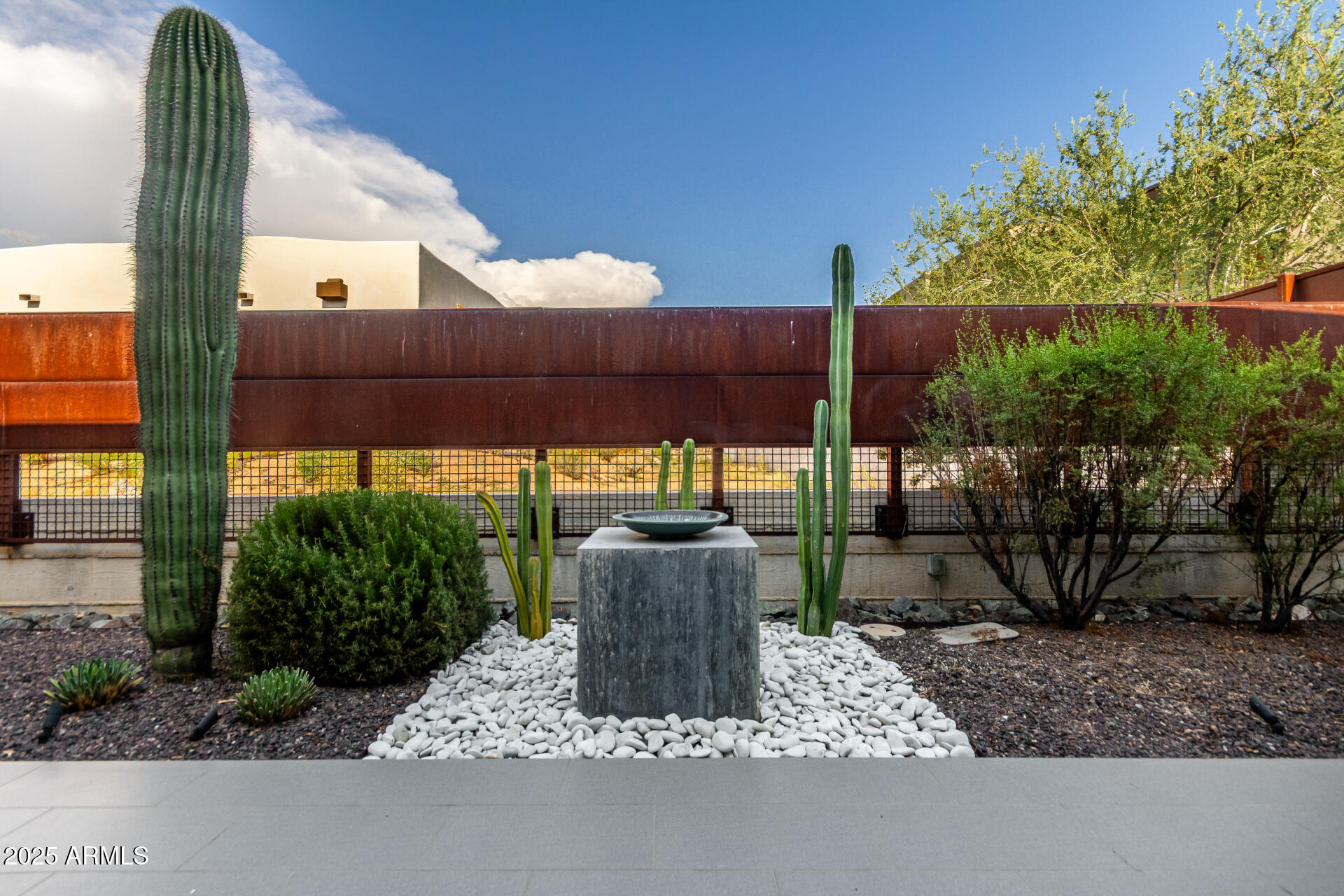 6525 E CAVE CREEK Road Unit: 3