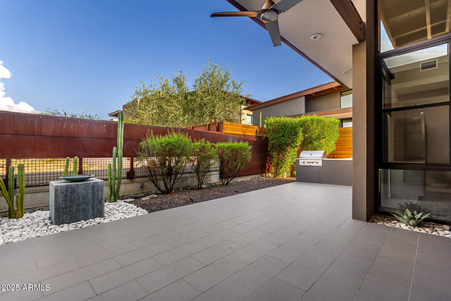 6525 E CAVE CREEK Road Unit: 3