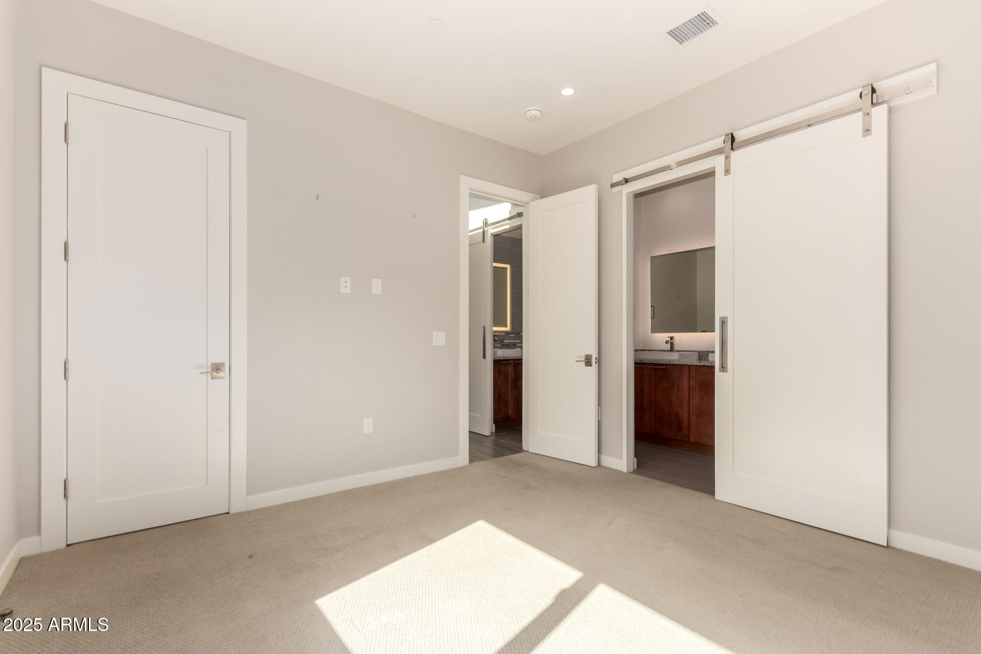 6525 E CAVE CREEK Road Unit: 3