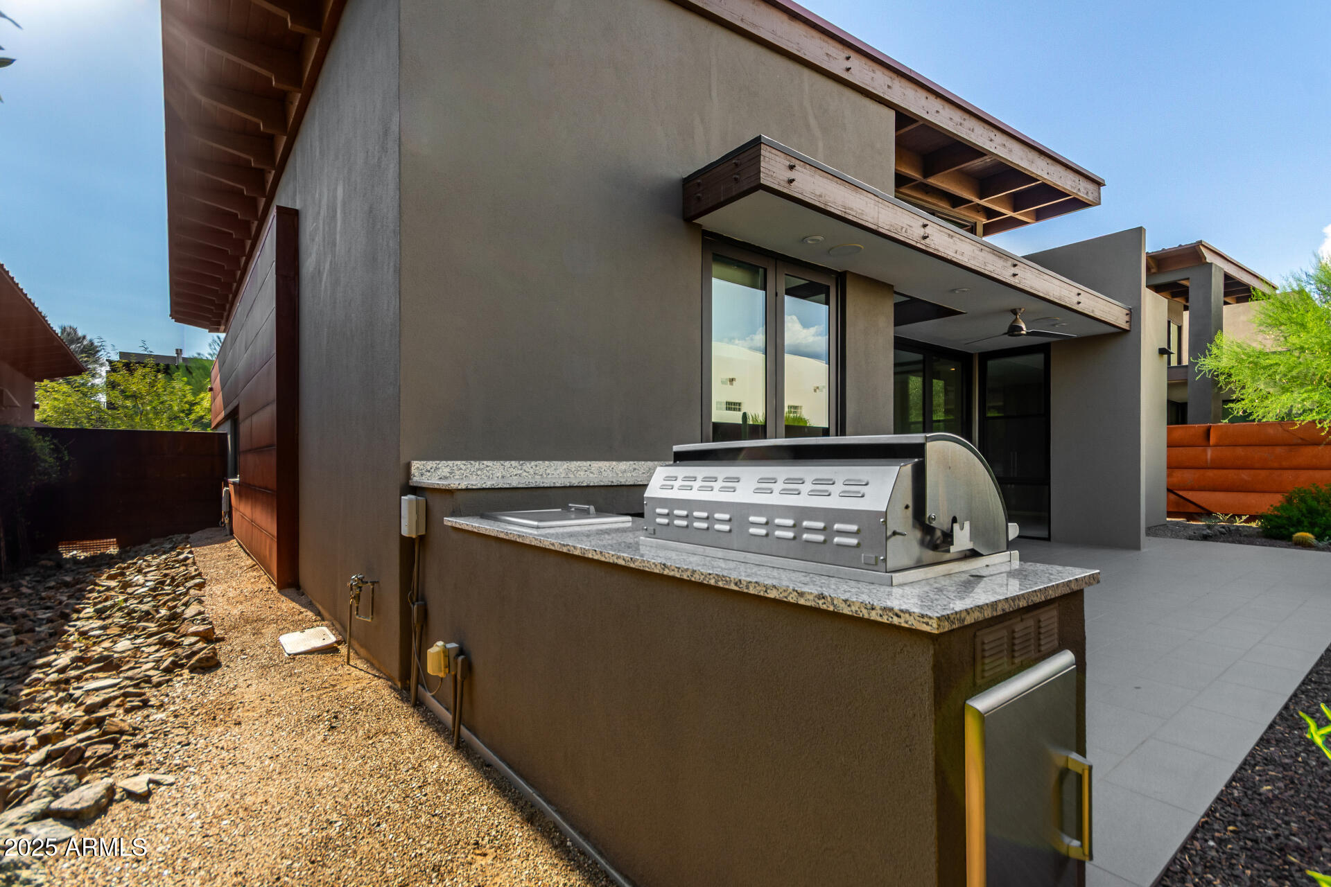 6525 E CAVE CREEK Road Unit: 3