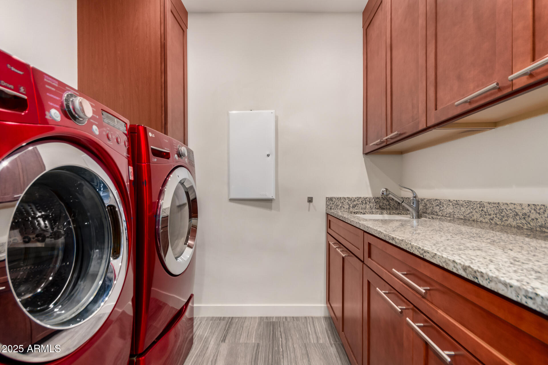 6525 E CAVE CREEK Road Unit: 3