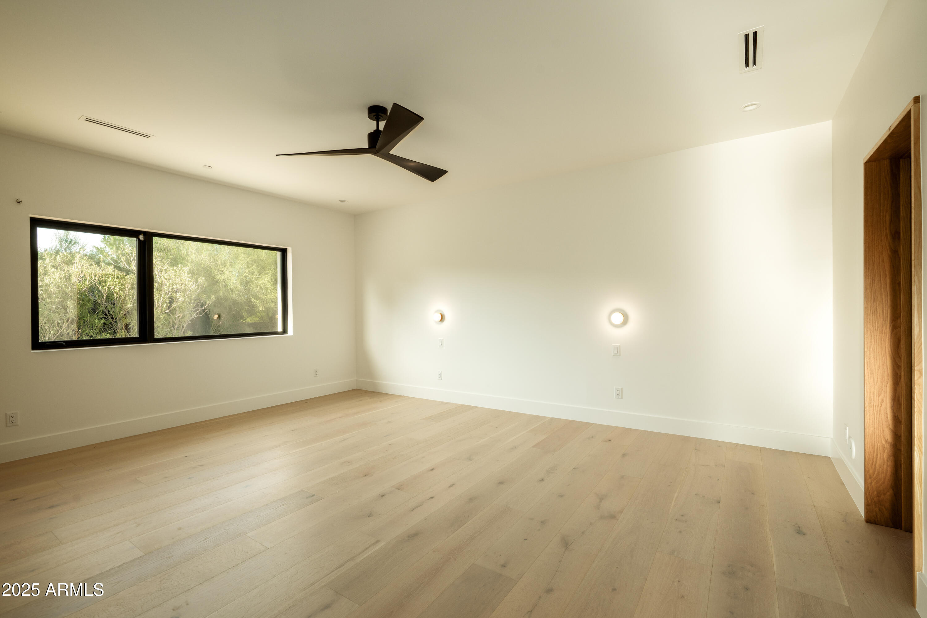 6215 N CASA BLANCA Drive