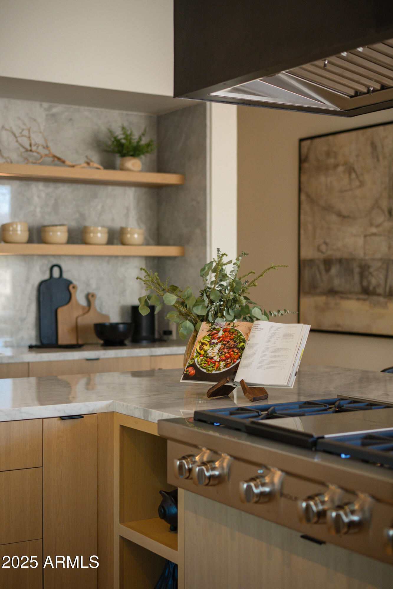 6209 N CASA BLANCA Drive