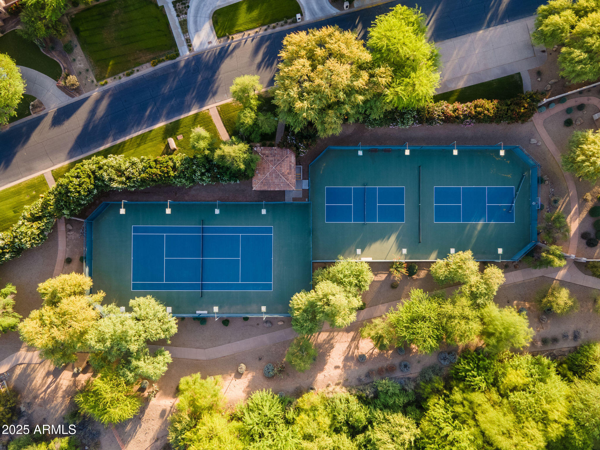 7115 E FOOTHILL Drive
