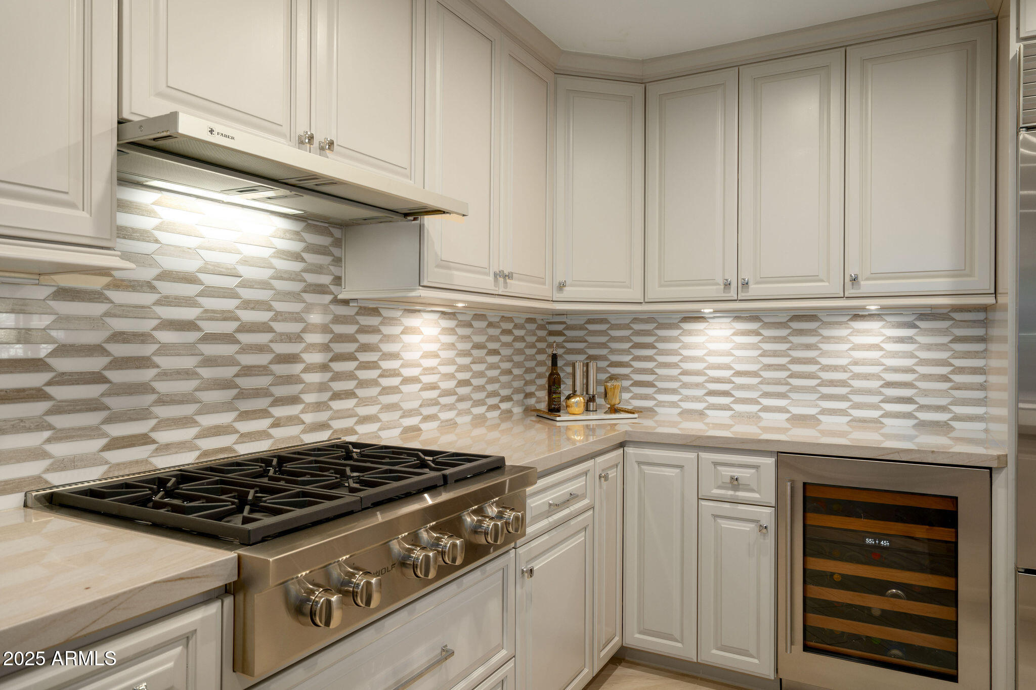 7175 E CAMELBACK Road, 301