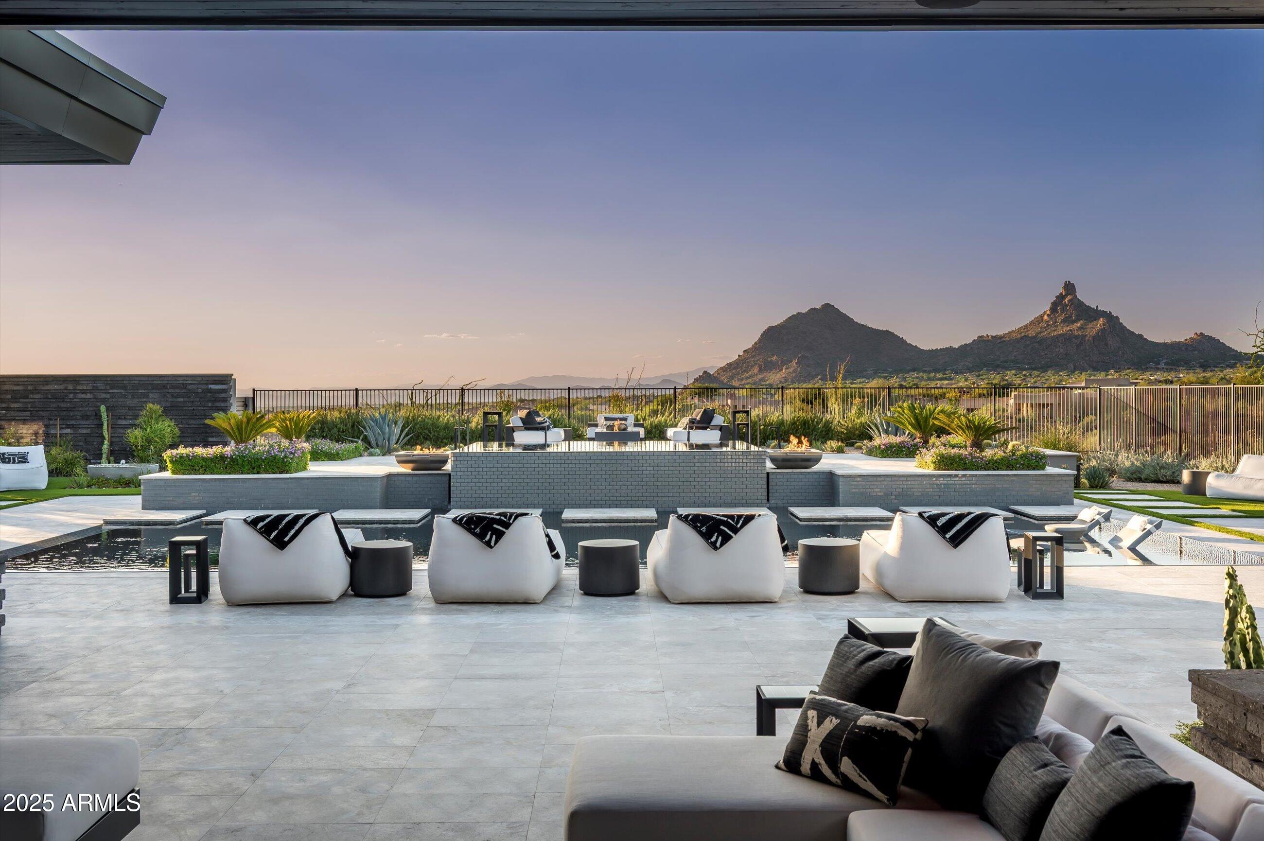 10784 E PINNACLE PEAK Road