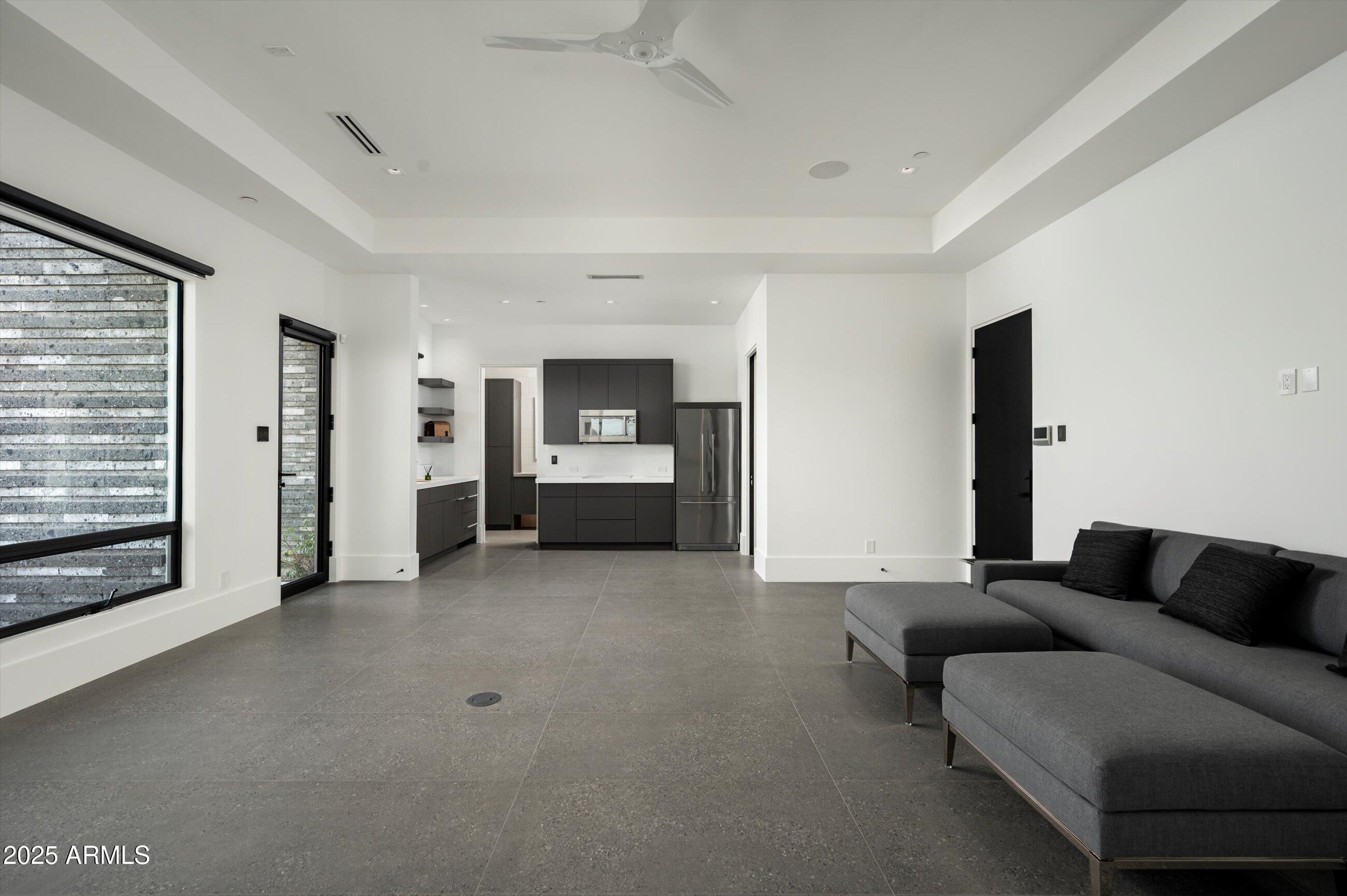 10784 E PINNACLE PEAK Road