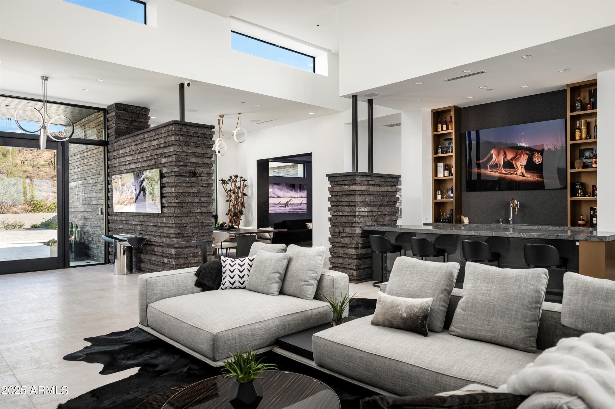 10784 E PINNACLE PEAK Road