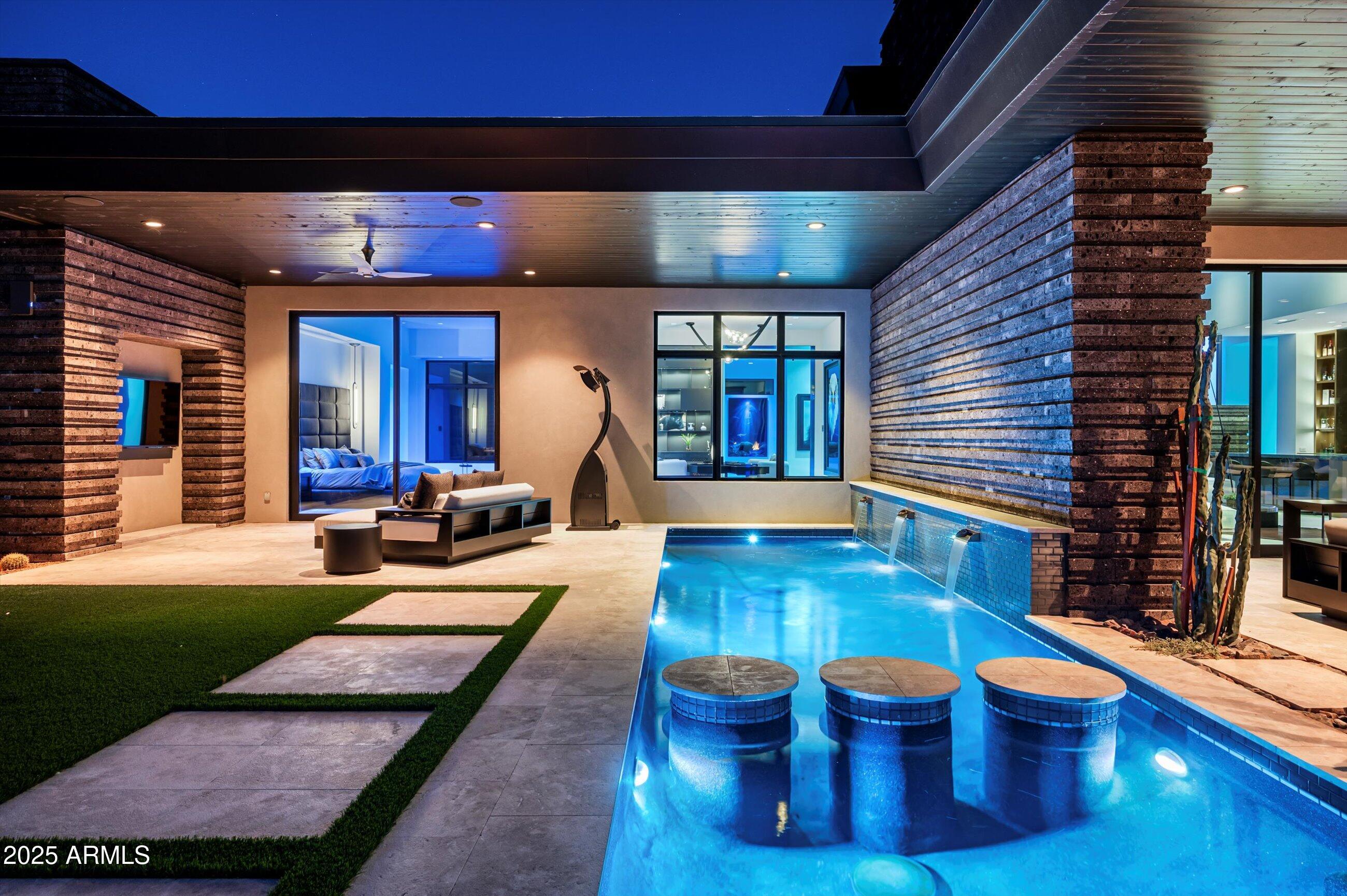 10784 E PINNACLE PEAK Road