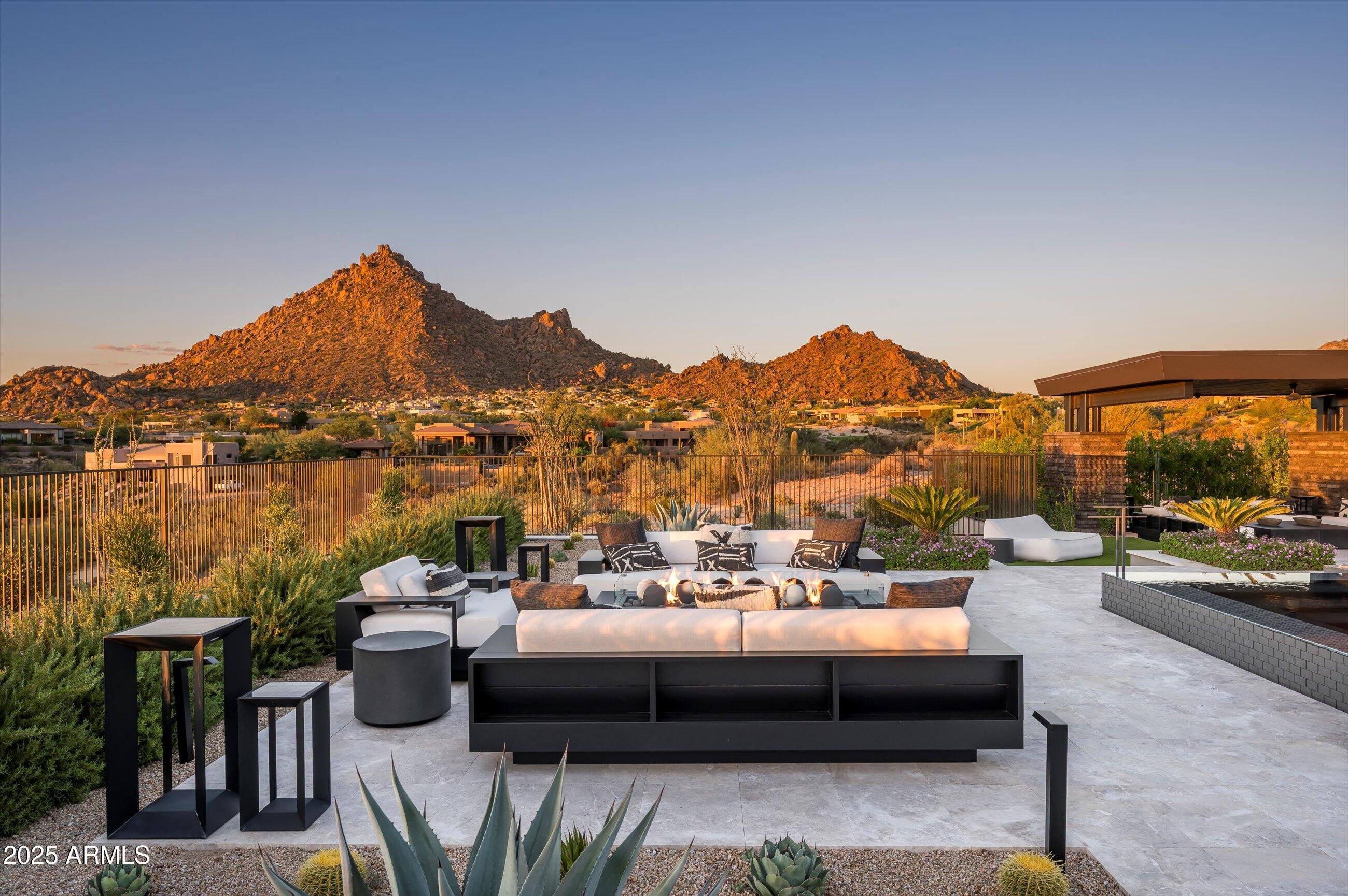 10784 E PINNACLE PEAK Road