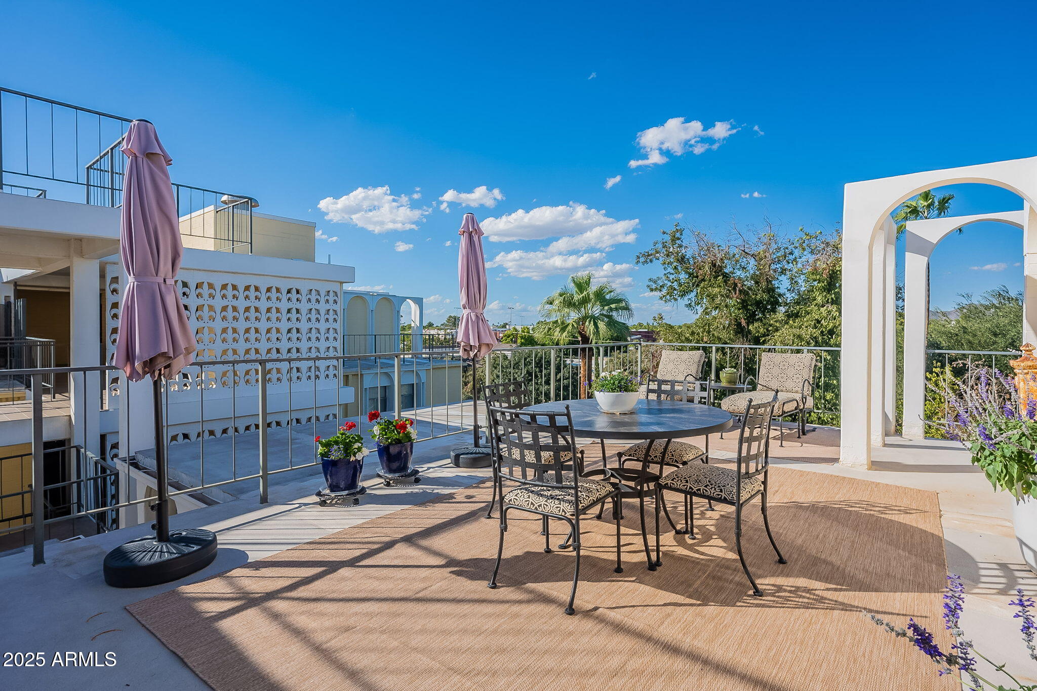 6502 N CENTRAL Avenue D401