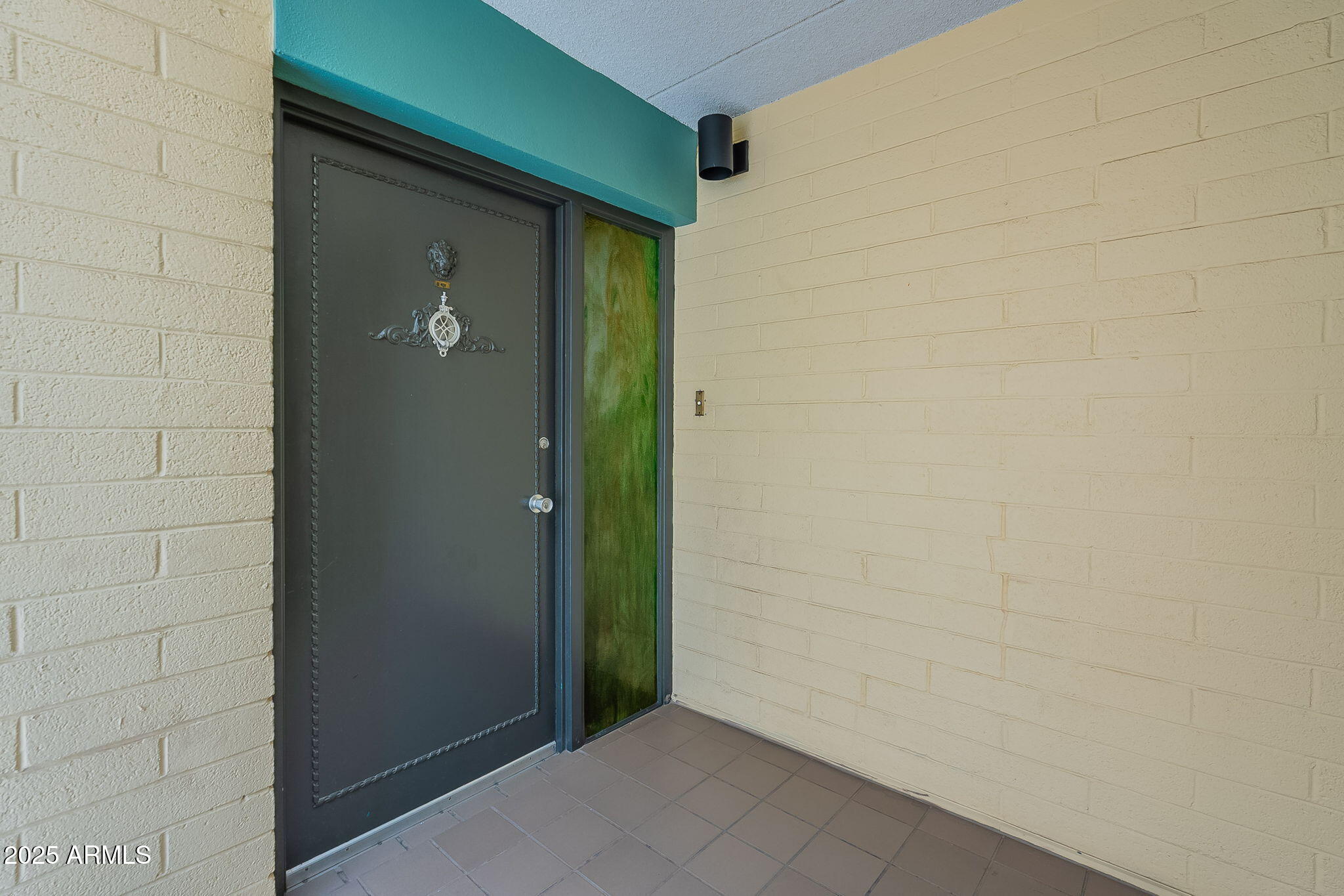 6502 N CENTRAL Avenue D401